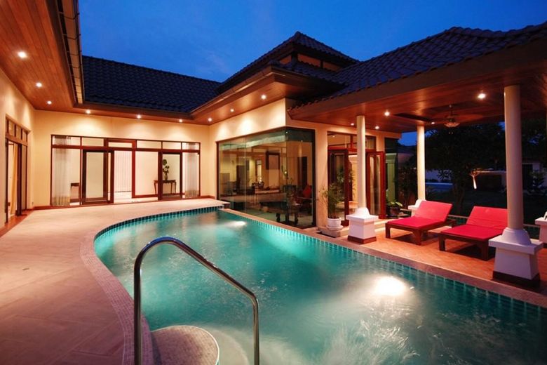 3 Bedroom Villa for Sale in Choeng Thale, Phuket