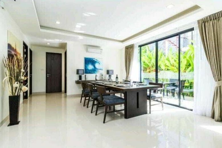 5 Bedroom Beautiful Villa for Sale in Choeng Thale, Phuket