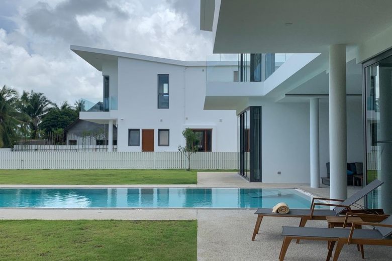 4 Bedroom Modern Villa for Sale in Choeng Thale, Phuket