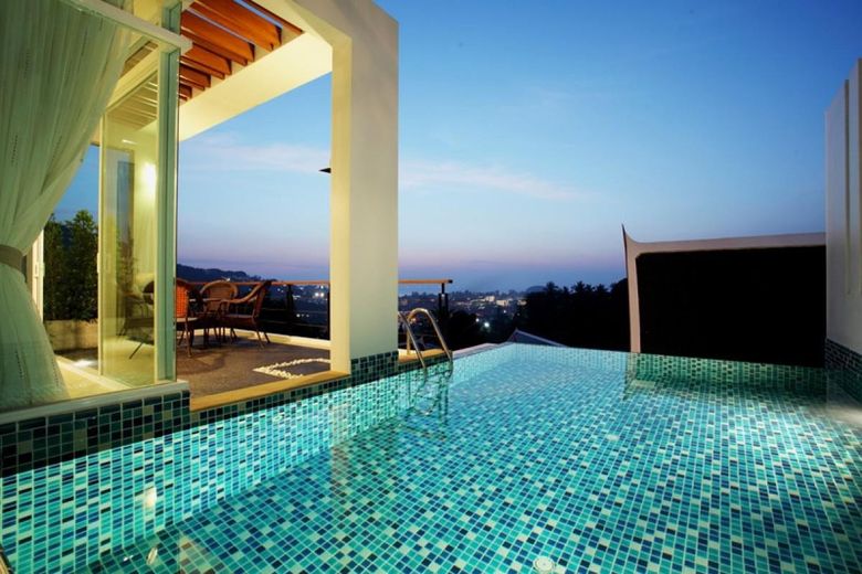 4 Bedroom Villa for Sale in Karon, Phuket