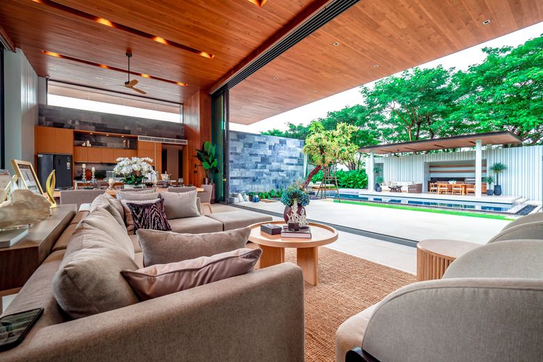 4 Bedroom Pool Villa for Sale in Thep Krasatti, Phuket