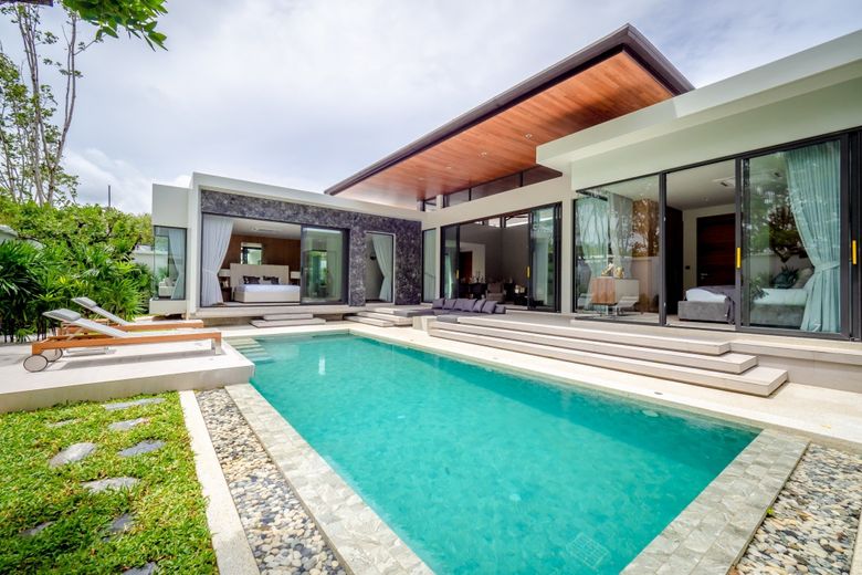 3 Bedroom Villa for Sale in Si Sunthon, Phuket