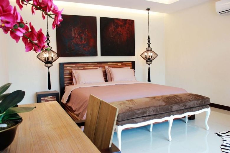 3 Bedroom Villa for Sale in Thep Krasatti, Phuket