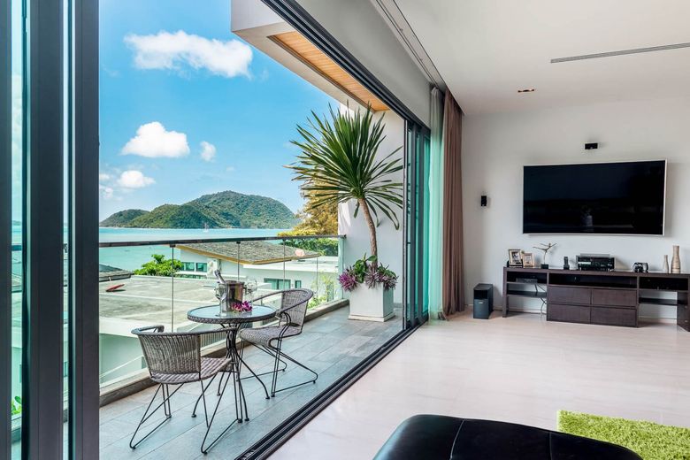 4 Bedroom Villa Ocean View for Sale in Rawai, Phuket