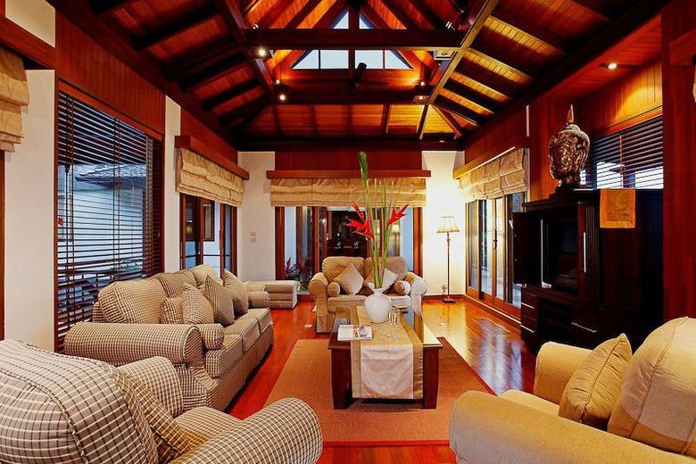 Stunning 6 Bedroom Villa for Sale in Choeng Thale, Phuket