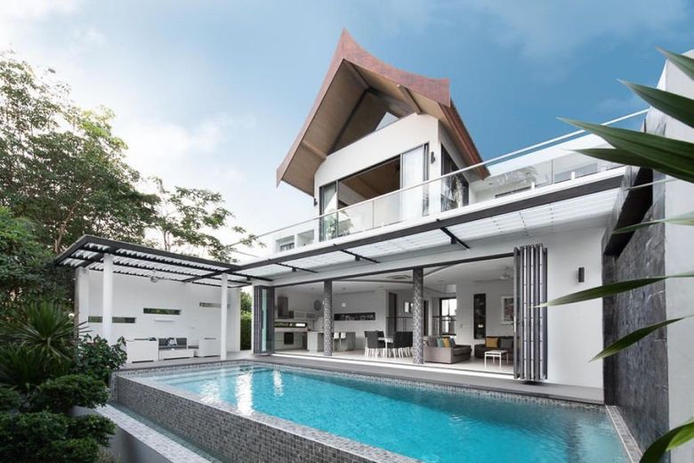 5 Bedroom Modern Pool Villa for Sale in Choeng Thale, Phuket