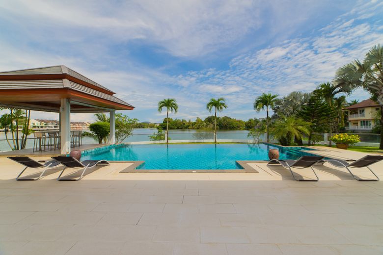 5 Bedroom Waterfront Villa for Sale in 88 in Chalong, Phuket