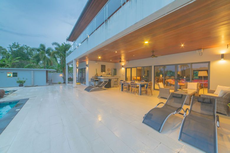 5 Bedroom Waterfront Villa for Sale in 88 in Chalong, Phuket