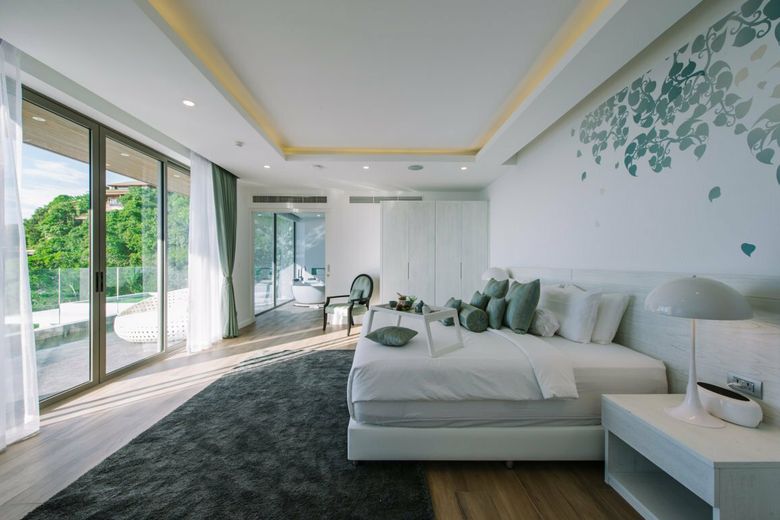 6 Bedroom Ocean View Villa for Sale in Kamala, Phuket