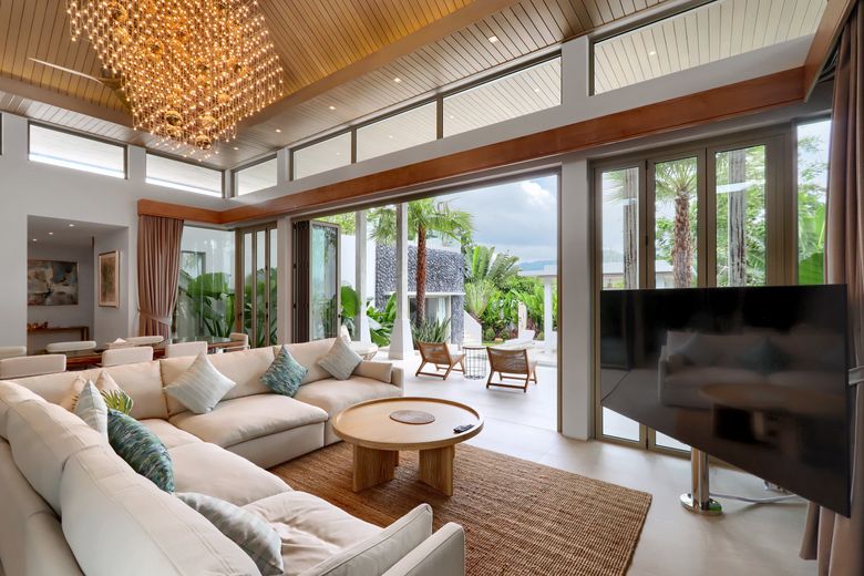 4 Bedroom Villa for Sale in Si Sunthon, Phuket