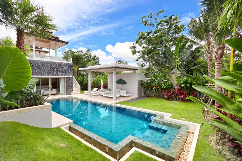 4 Bedroom Villa for Sale in Si Sunthon, Phuket