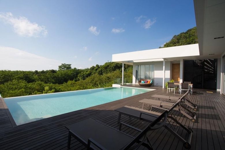 4 Bedroom Villa for Sale in Pa Khlok, Phuket