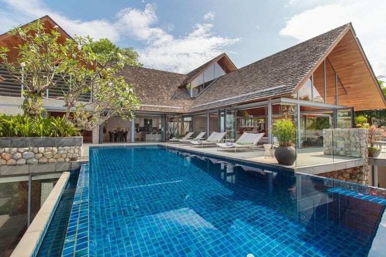 6 Bedroom Sea View Villa for Sale in Kamala, Phuket