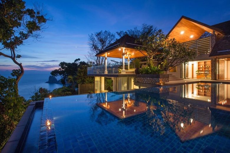 6 Bedroom Sea View Villa for Sale in Kamala, Phuket