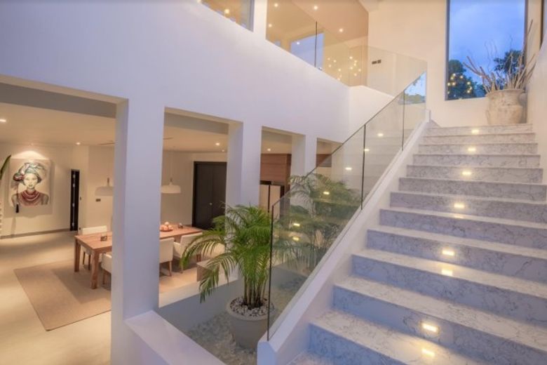 3 Bedroom Villa for Sale in Choeng Thale, Phuket