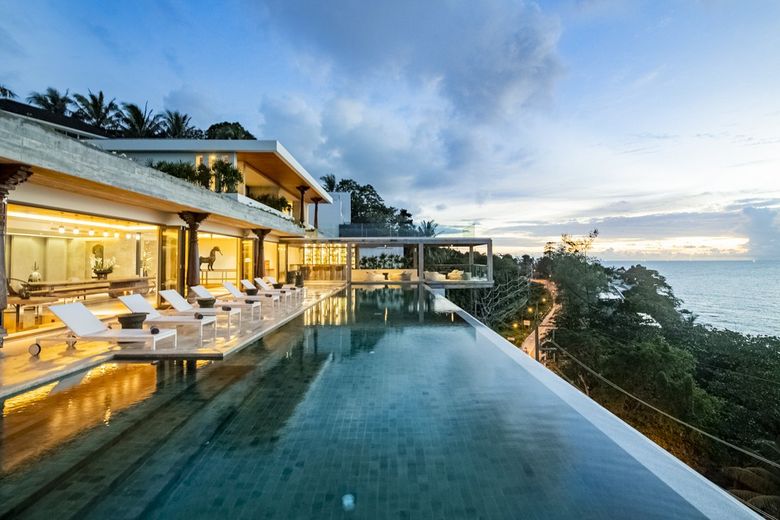 11 Bedroom Villa for Sale or Rent in Choeng Thale, Phuket