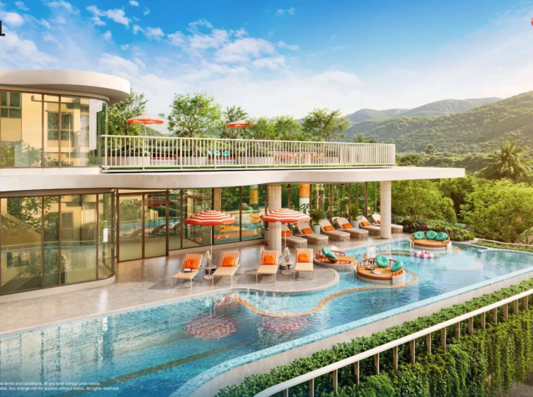 Fizz Kata, Phuket: Lap pool