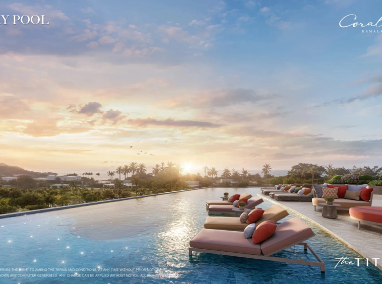Coralina Kamala, Phuket: Rooftop sky pool