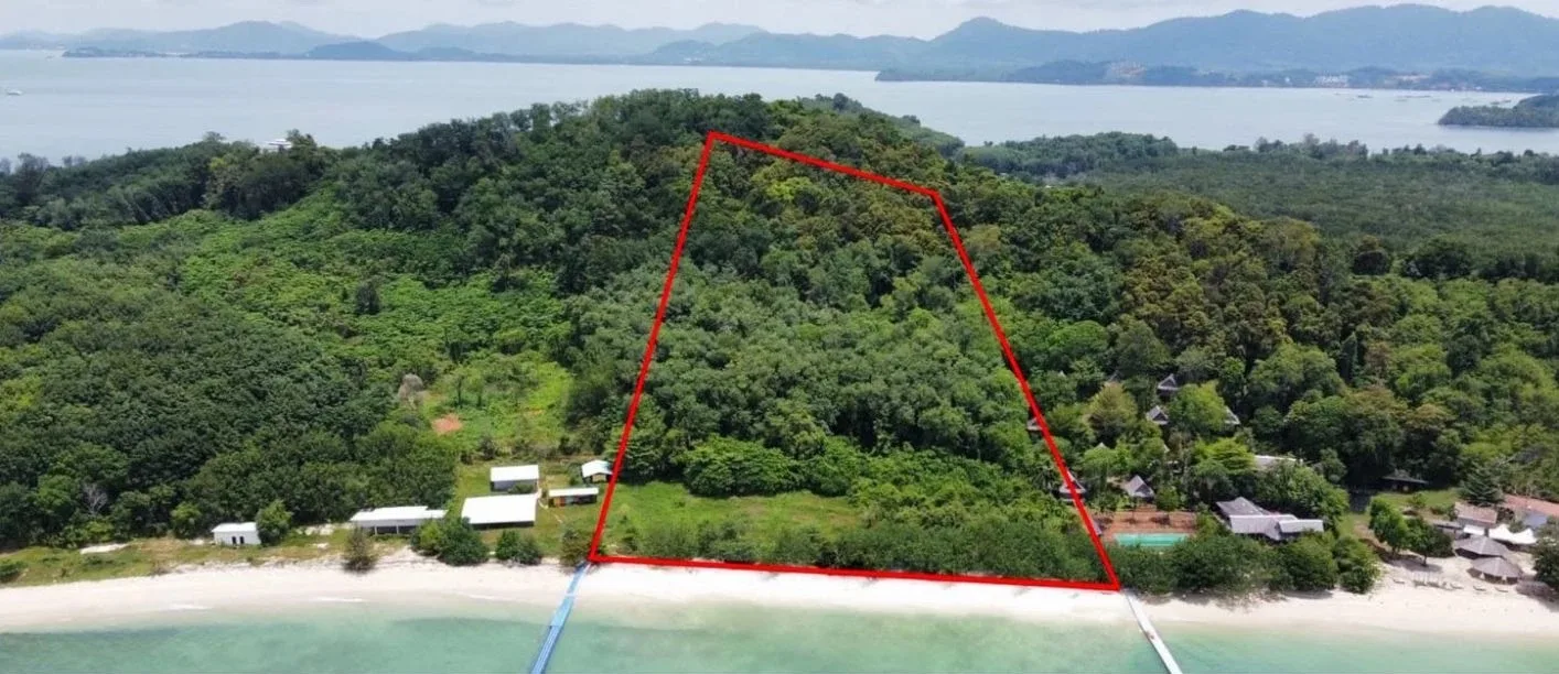 Beachfront Land on Koh Naka Yai Island, Phuket – 18 Rai — photo 1
